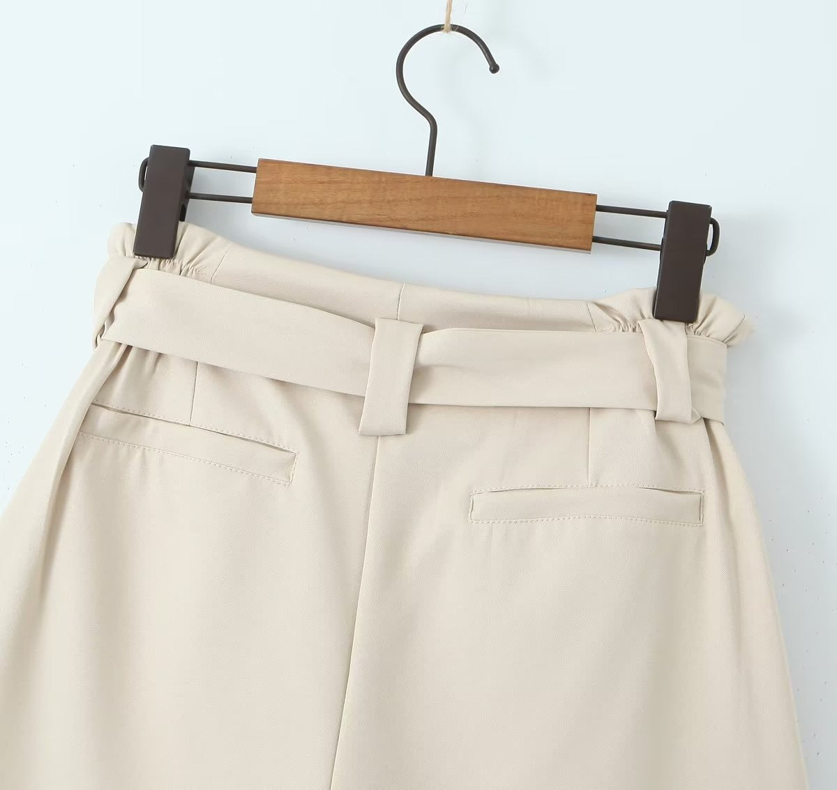 MINJI French Belt Decorated High Waist Slim Casual Shorts